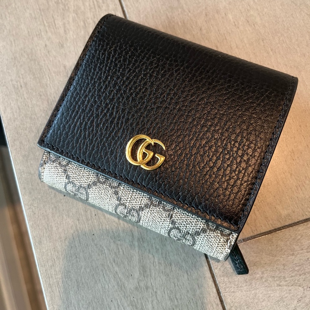 Gucci Black and Gray Women's Wallet